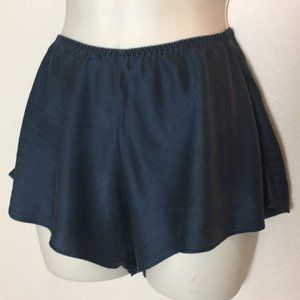 Victoria’s Secret Gold Label 100% Silk P bottoms